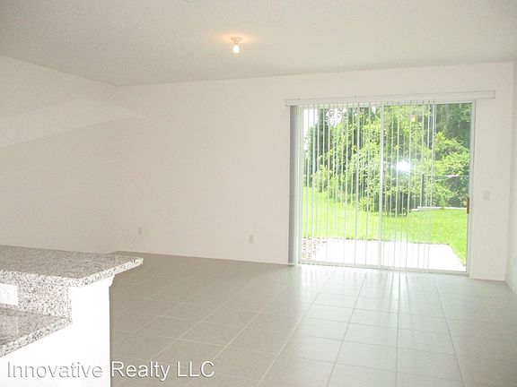 5th image of 6928 Tussilago Way