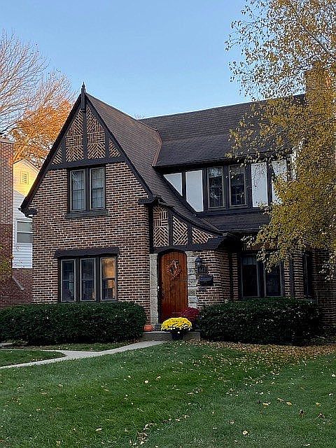 1st image of 619 E Birch Ave
