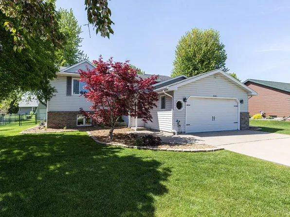 W6439 Summer Wind LANE, Greenville, WI 54942