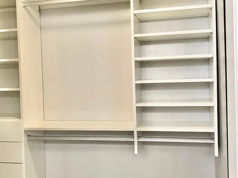 Walk-in closet