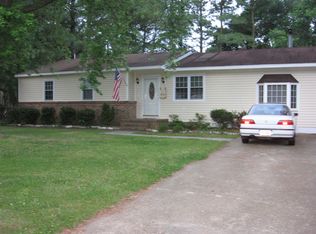 2821 Colonial Dr, Suffolk, VA 23435