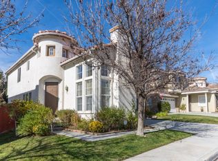 28523 Old Spanish Trl, Saugus, CA 91390