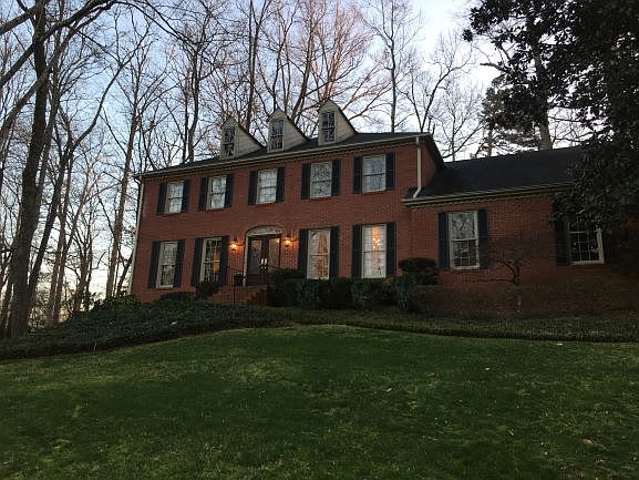 1st image of 511 Park Ln SE