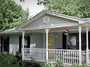 6504 Manassas Dr, Pewee Valley, KY 40056