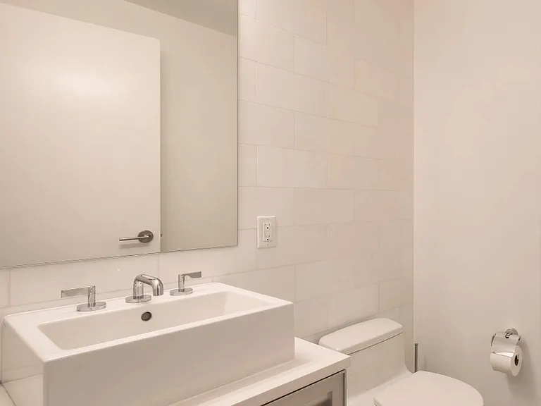 1113 York Ave #PHD — Photo 17