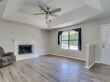 2339 Moncrieff St — Photo 5