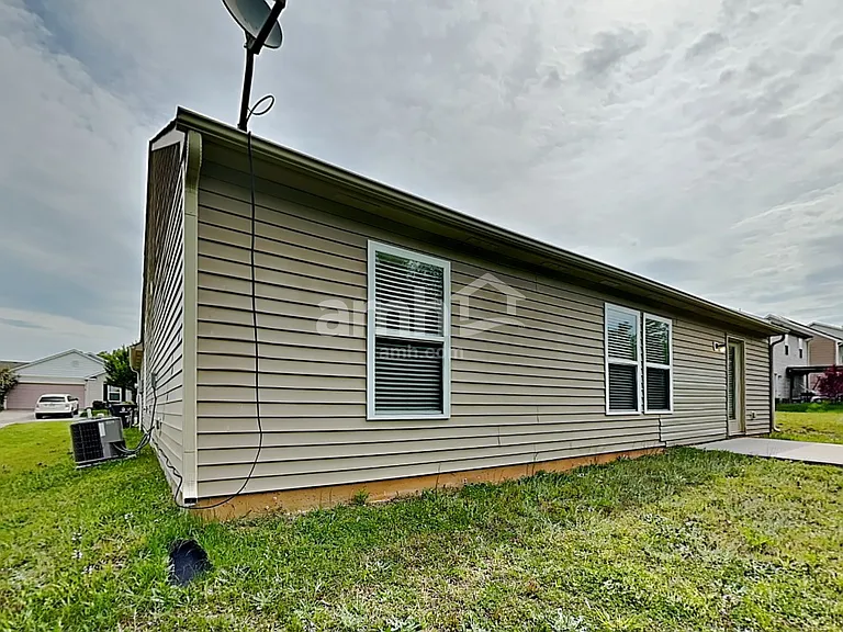 4120 Salem Springs Ct — Photo 17