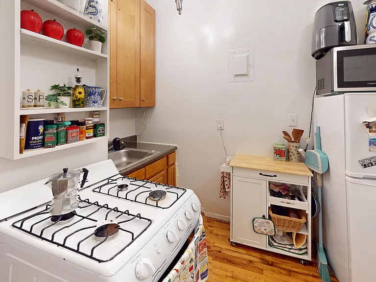 168 Rivington St #A — Photo 2