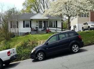 1206 Oakgrove Ave, Martinsville, VA 24112