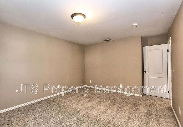 3657 24th St — Photo 55