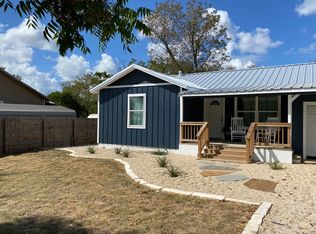 804 Clay St, Kerrville, TX 78028