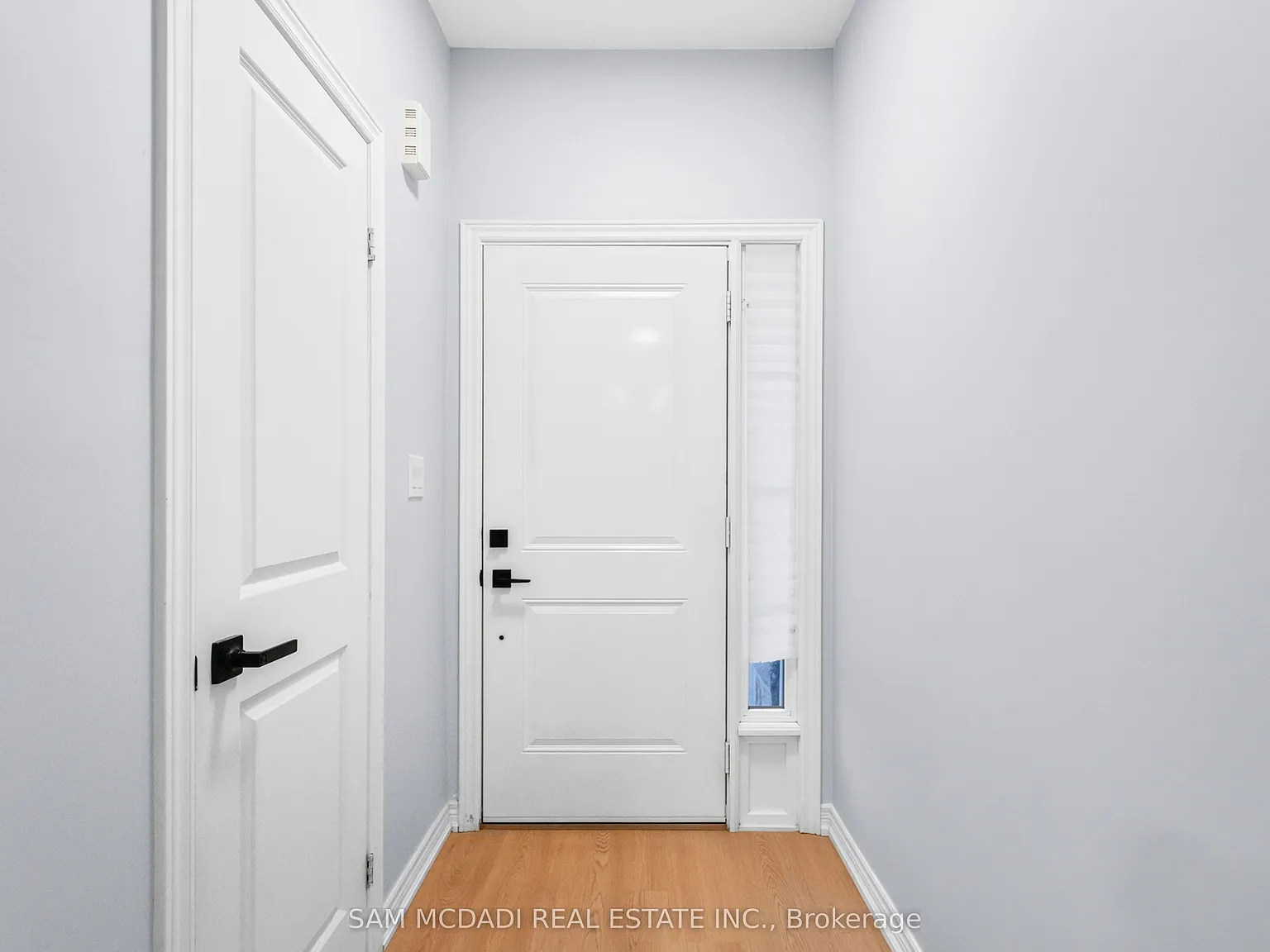 3 bed, $3,490 — Photo 3