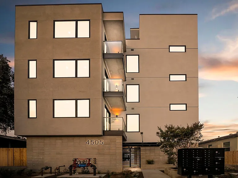 4505 Illinois Street - North Park's Newest Boutique Upscale Apartments — Photo 1