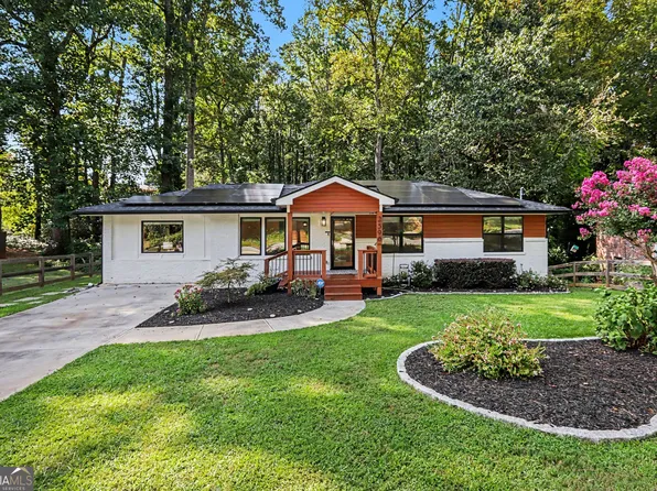 2596 Shetland Dr, Decatur, GA 30033