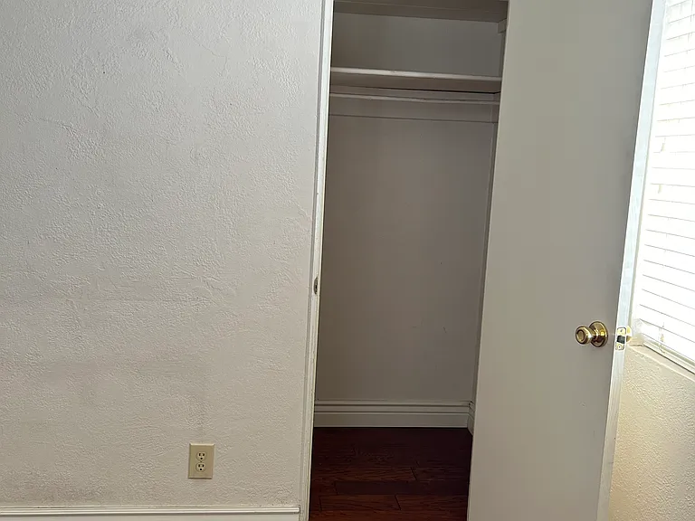 701 E Cliff Dr — Photo 11
