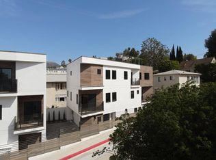 2117 Beachwood Ter, Los Angeles, CA 90068