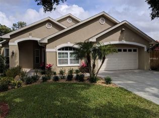 37 Arnoni Dr, Dunedin, FL 34698