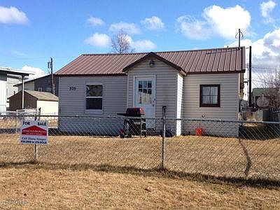 Large Fenced Yard