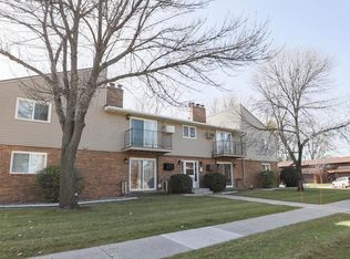 2374 20th Ave S #A8, Fargo, ND 58103