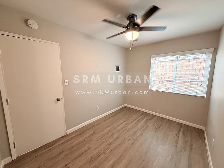 2543 A St #12 — Photo 9