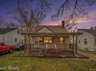 654 E Mansfield Ave, Pontiac, MI 48340