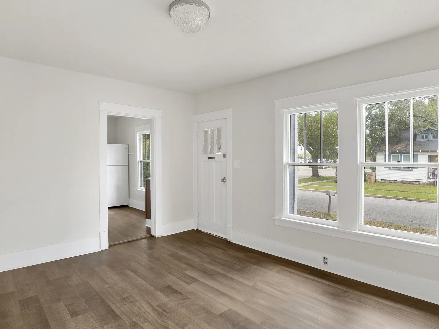 1009 Miami Street - 1 — Photo 2