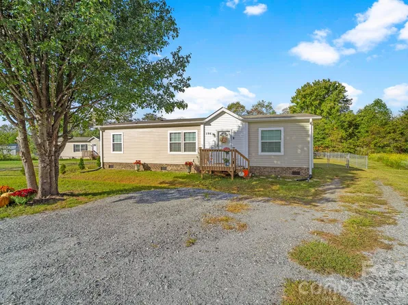 106 Olfield Ct, Lawndale, NC 28090