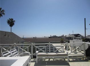 121 36th St #A, Newport Beach, CA 92663