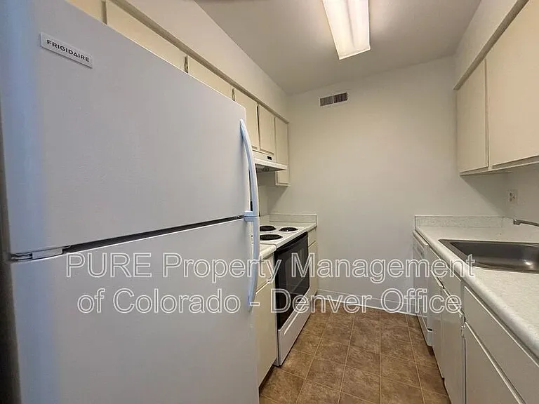 3653 S Sheridan Blvd #Q24 — Photo 10