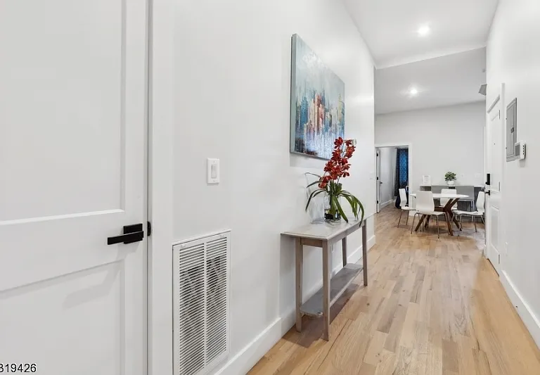 104 Fleming Ave #201 — Photo 6