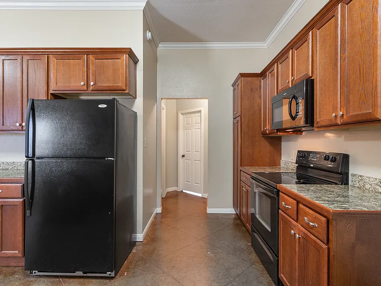 304 Wagon Wheel Cir — Photo 7