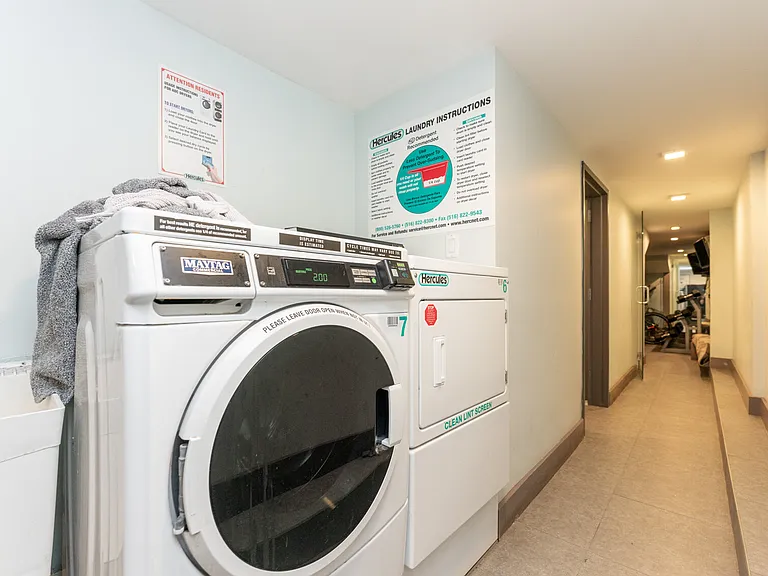 1649 Summerfield St #3C — Photo 9
