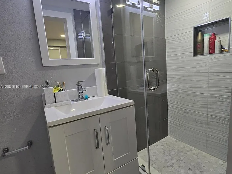 20950 SW 119th Ct — Photo 38