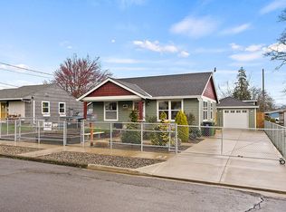 324 S 20th St, Saint Helens, OR 97051