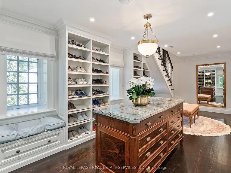 108 Sandringham Dr — Photo 27