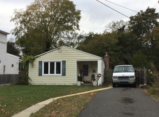 82 Washington St, Keyport, NJ 07735