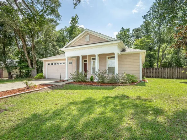 15 Amy Ln, Crawfordville, FL 32327