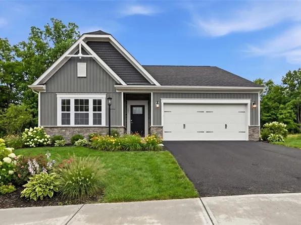 121 July Dr, Butler, PA 16002