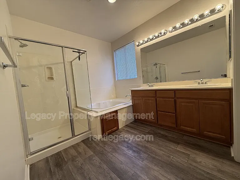 1552 Bailey Dr — Photo 23