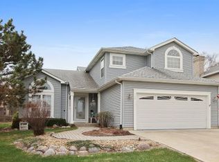 408 Thunder Rdg, Lake In The Hills, IL 60156
