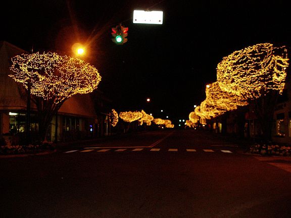 Walk to downtown
