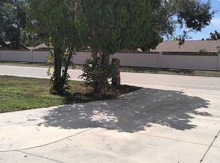 1706 Edmondson Rd, Nokomis, FL 34275