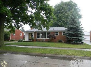 35984 Leon St, Livonia, MI 48150