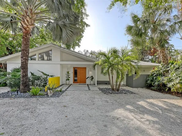 4844 Brywill Cir, Sarasota, FL 34234