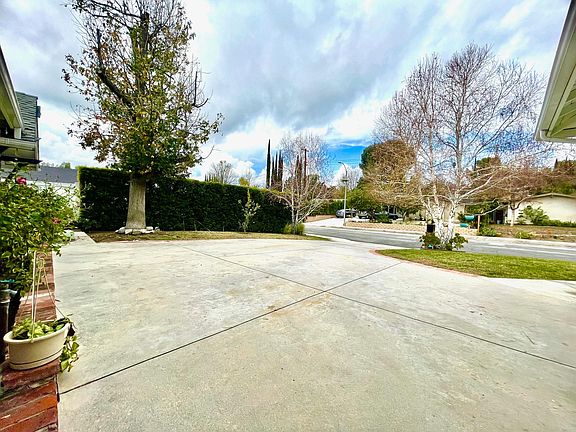 3rd image of 7138 Kilty Ave