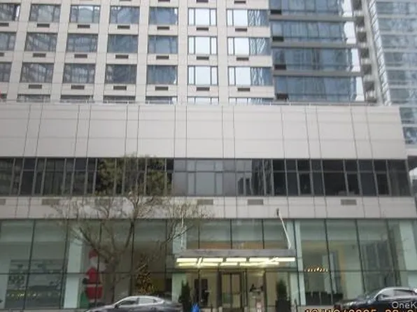 635 W 42nd Street #5F, New York (Manhattan), NY 10036