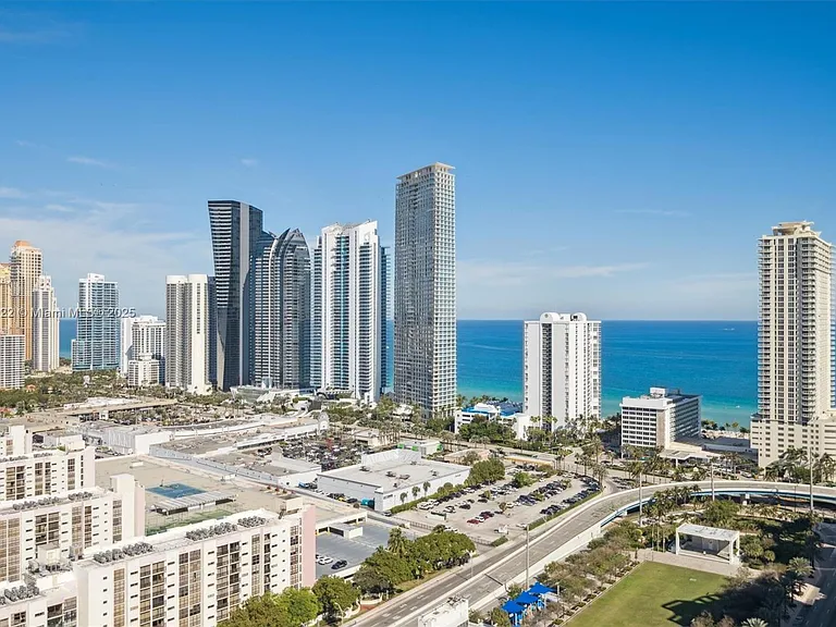 330 Sunny Isles Blvd #5-UPH04 — Photo 50