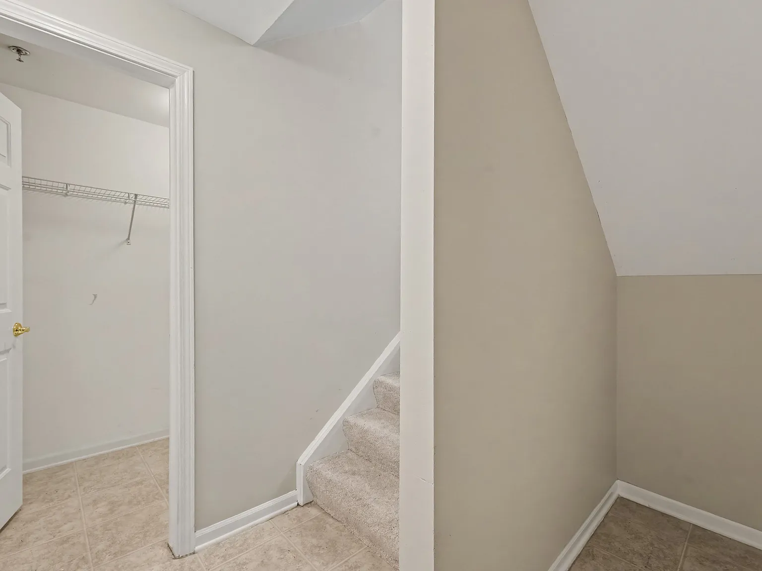 2 bed, 1244 sqft, $1,800 — Photo 3