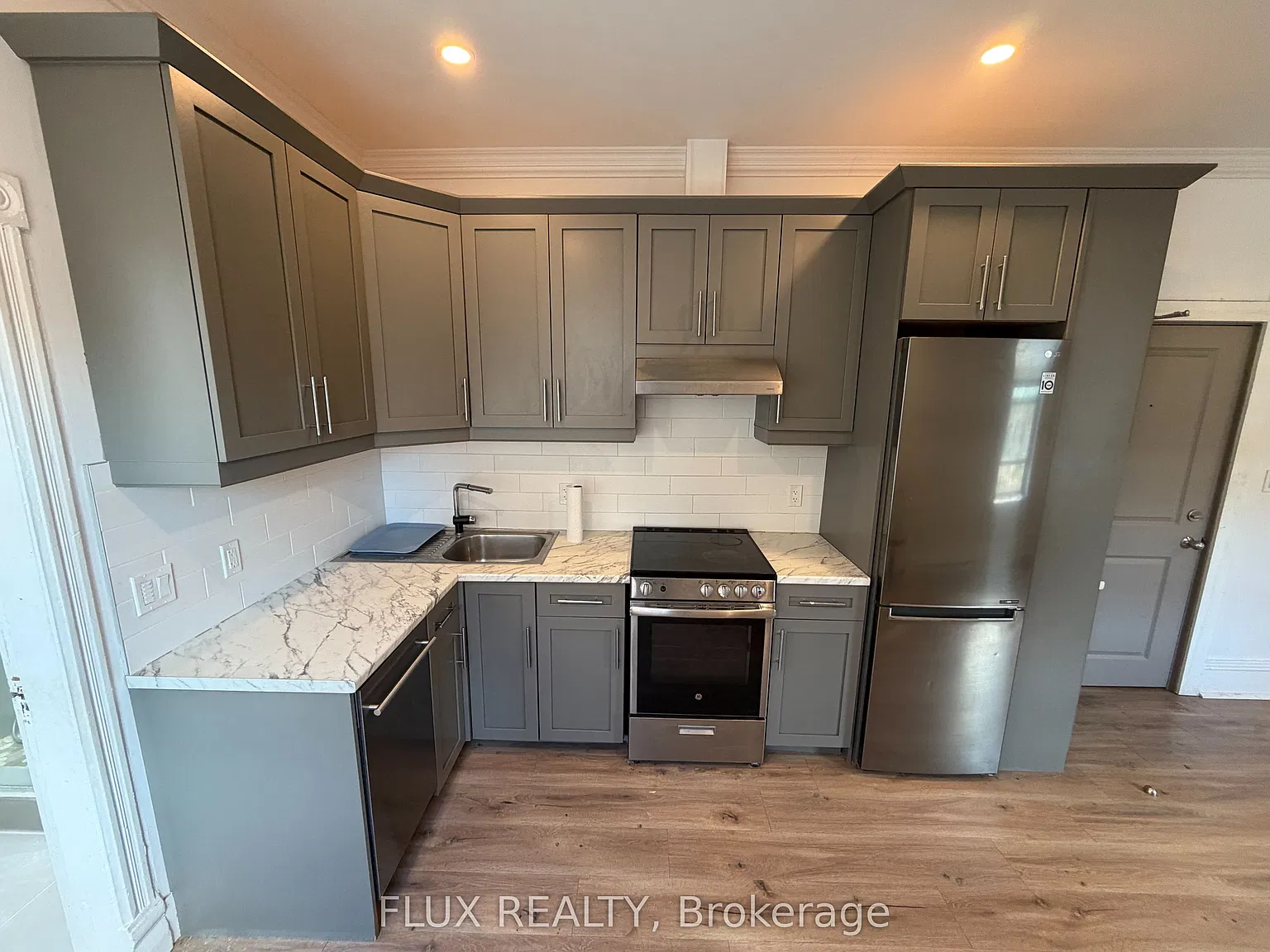 1 bed, $1,700 — Photo 2