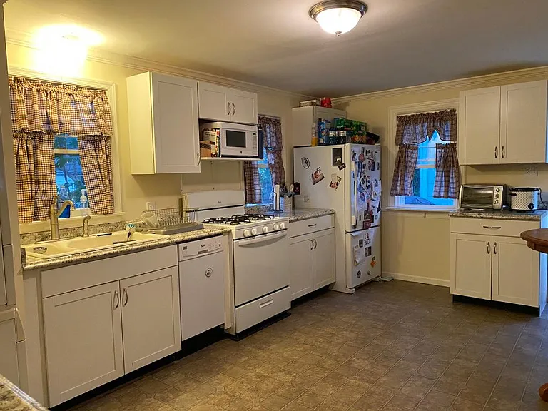 638 Church Rd — Photo 9